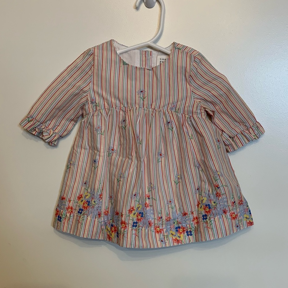 Girls Gap 3-6 month flower dress